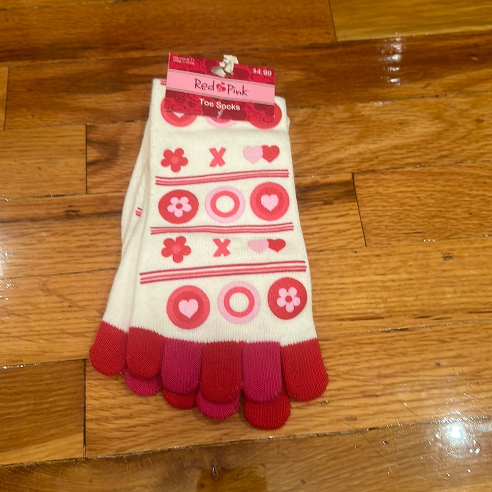 Red & Pink Toe Socks with design